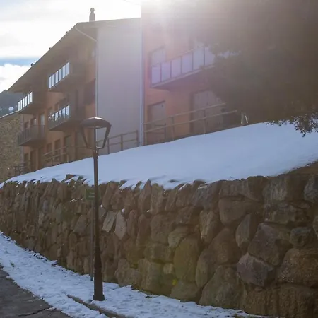 L'osset Apartment La Molina (Girona)